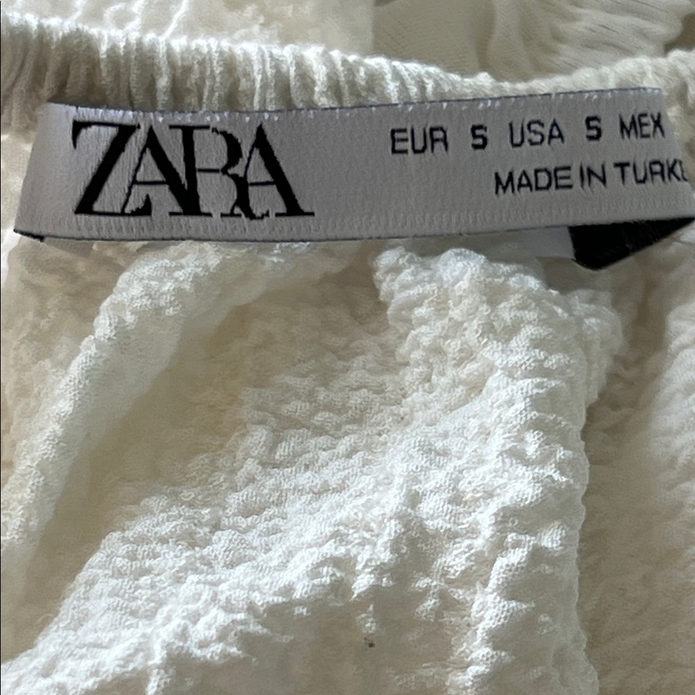 Zara Cream Textured Halter Crop Top - Picture 6 of 7